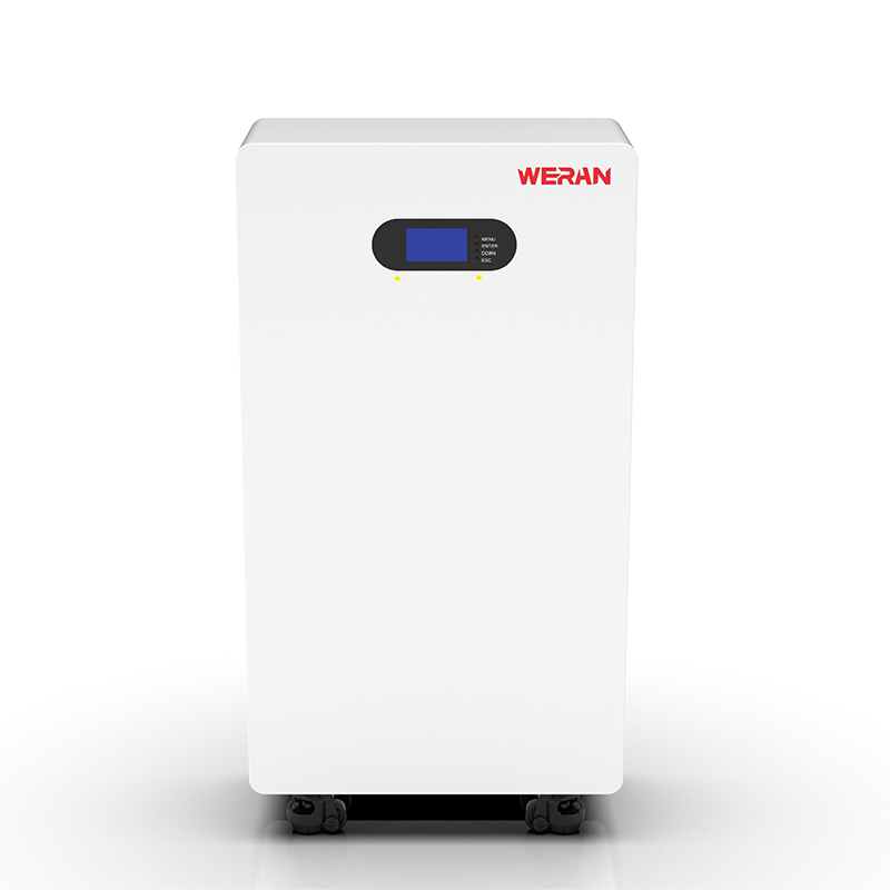 Batterie LiFePO4 WERAN WRL-48200UW 51,2 V 200 Ah (10,24 kWh) – Support mural à roulettes IP65, stockage solaire empilable 48 V